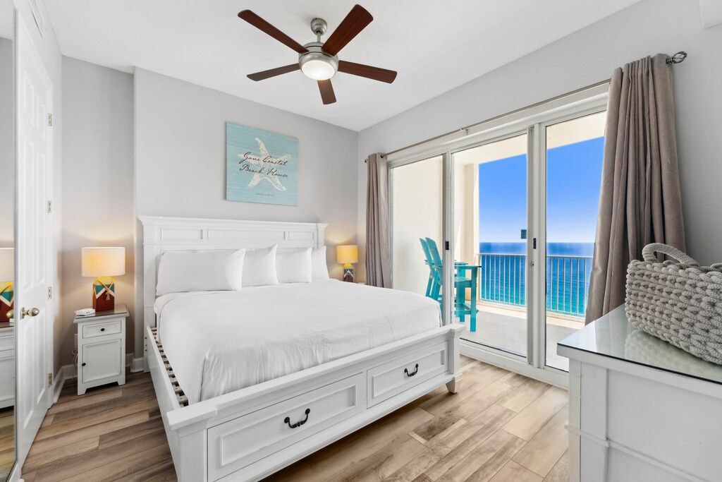 2 Condominium vacation rental located in Panama City Beach 1