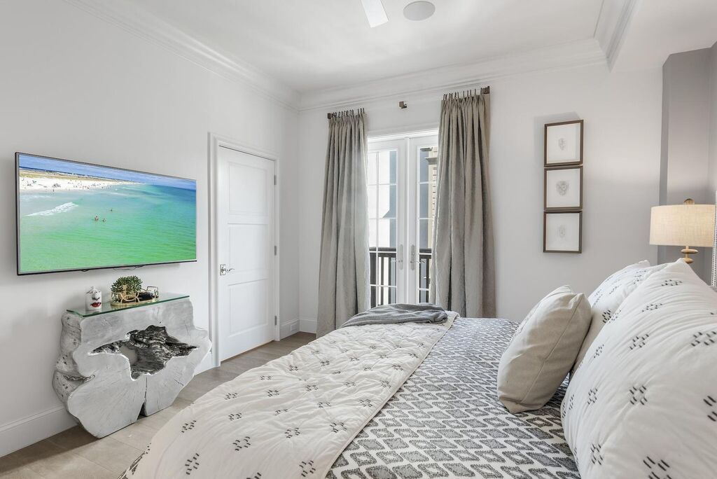 2 Condominium vacation rental located in 30A 1