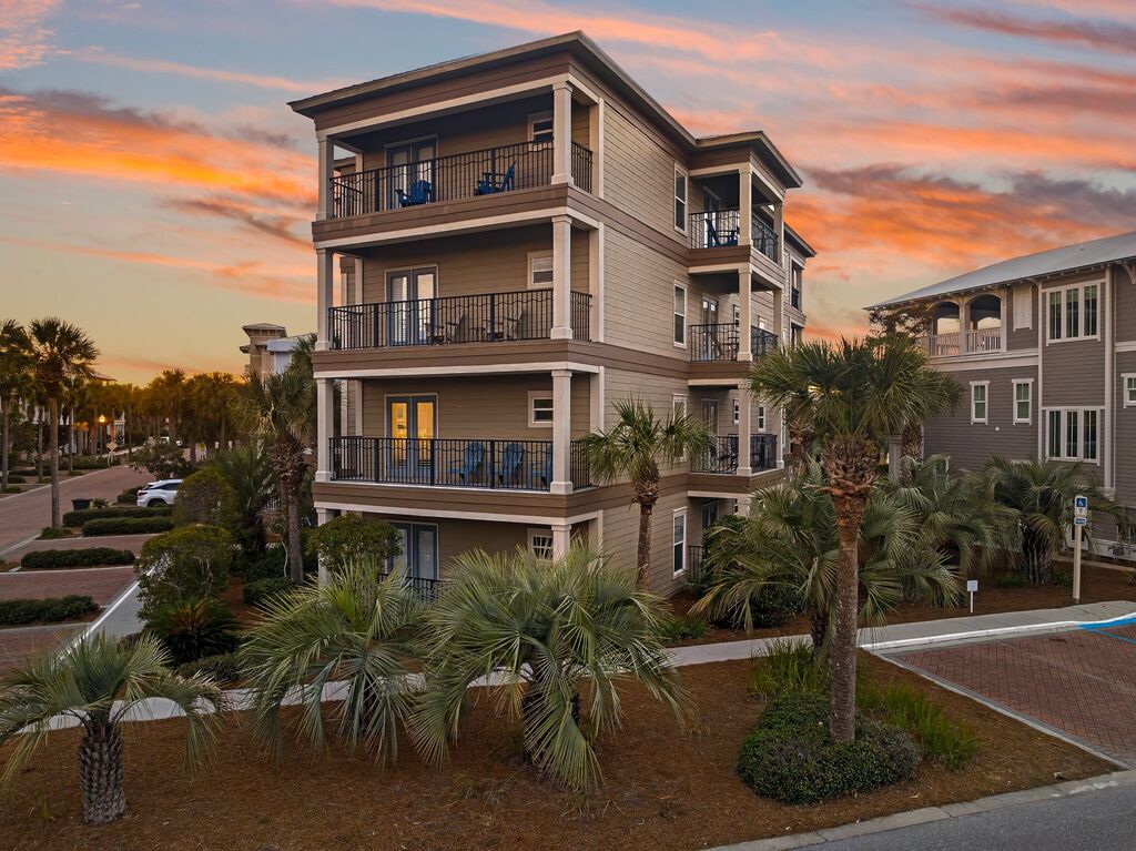 4 Condominium vacation rental located in 30A 1