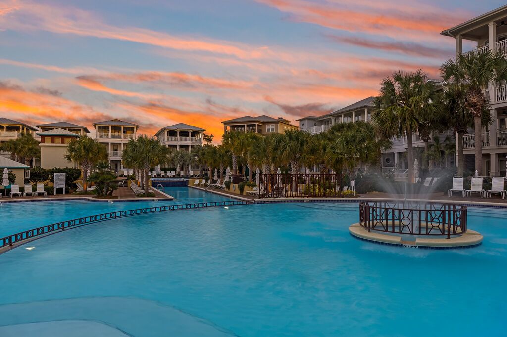 4 Condominium vacation rental located in 30A 1