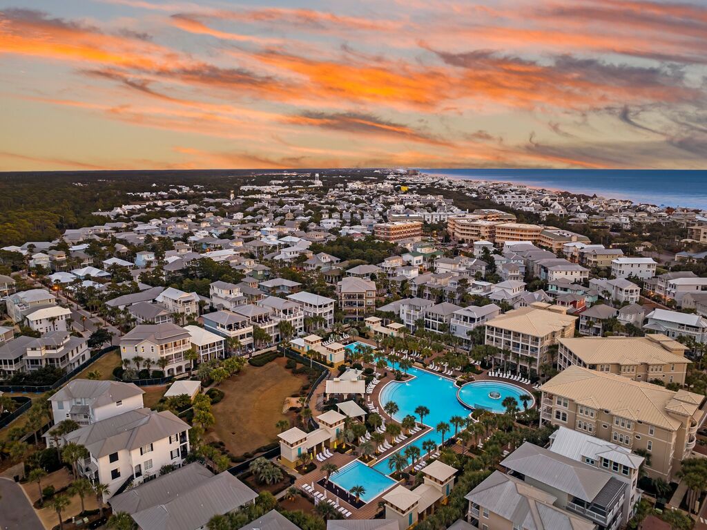 4 Condominium vacation rental located in 30A 1