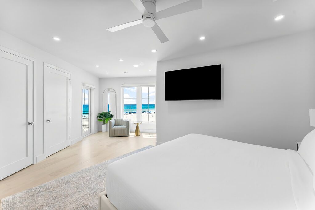 8 House vacation rental located in Destin 1