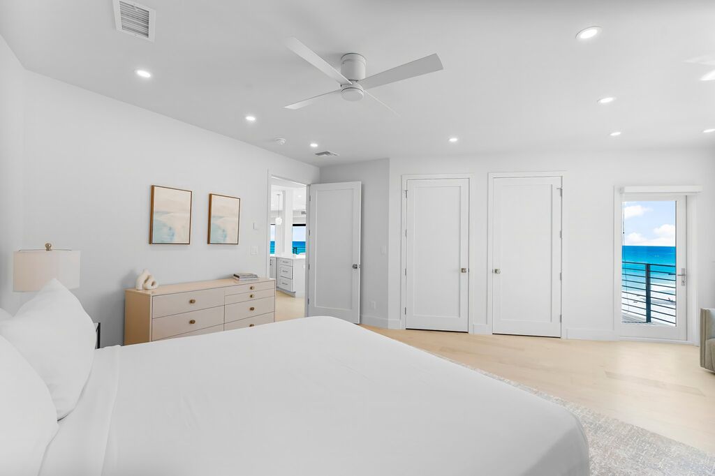 8 House vacation rental located in Destin 1