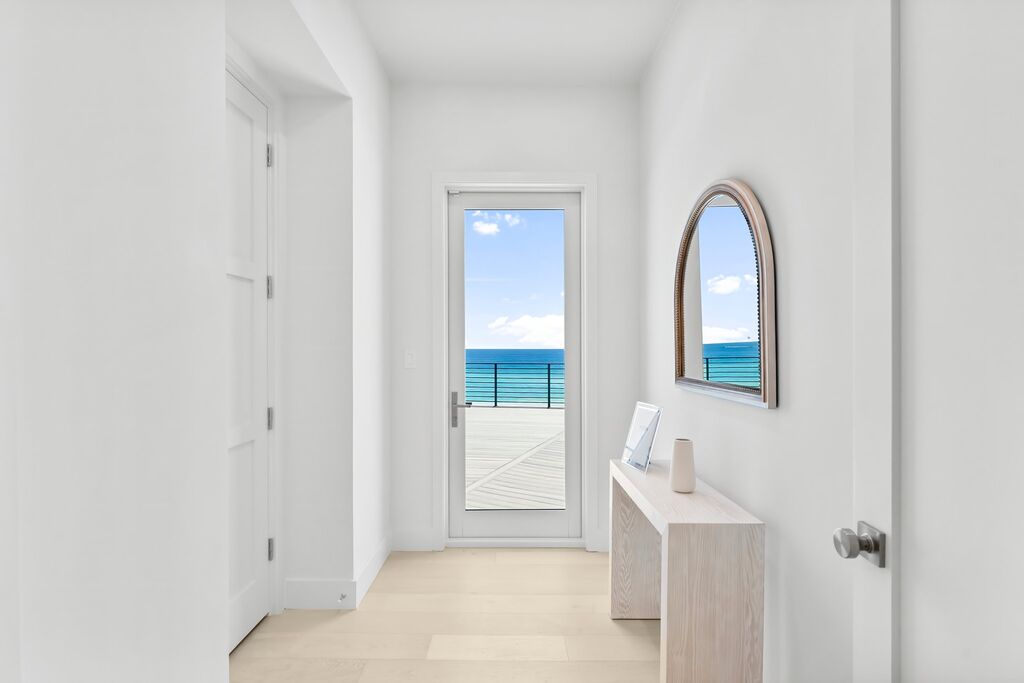 8 House vacation rental located in Destin 1