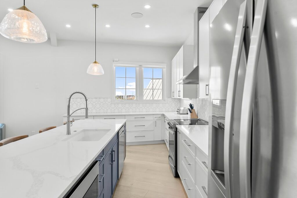 8 House vacation rental located in Destin 1