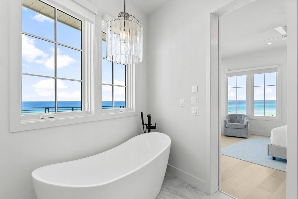 8 House vacation rental located in Destin 1