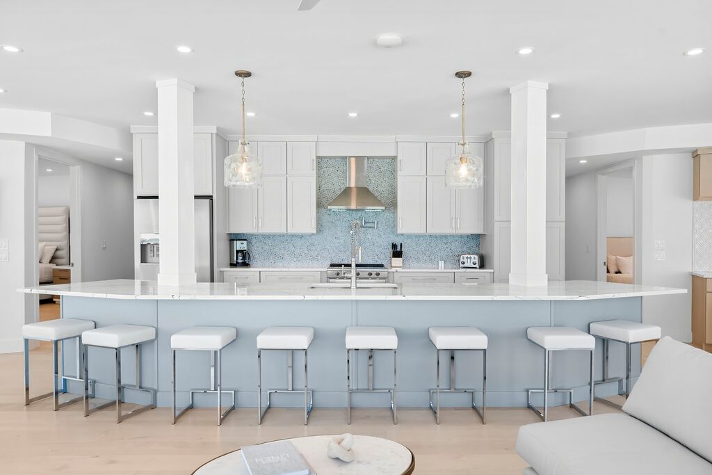 8 House vacation rental located in Destin 1