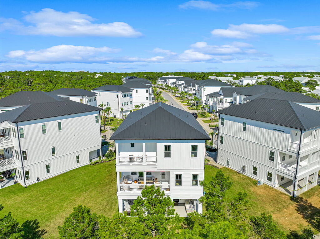 6 House vacation rental located in 30A 1