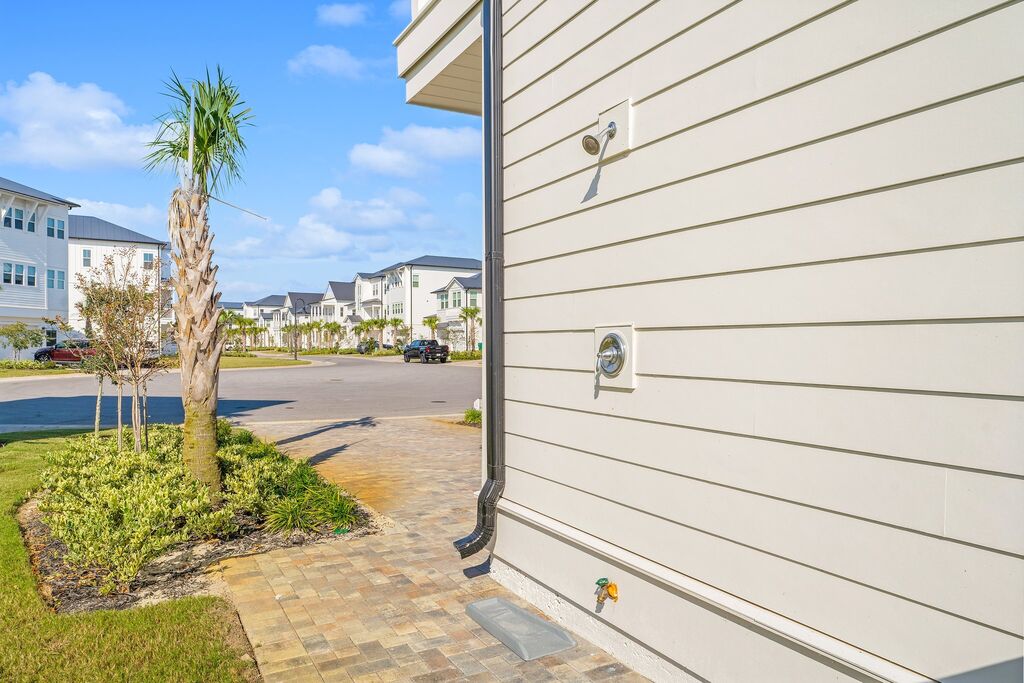 6 House vacation rental located in 30A 1