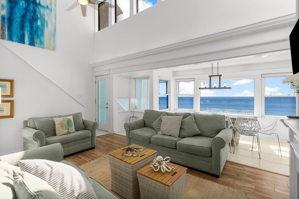 4 House vacation rental located in Destin 1