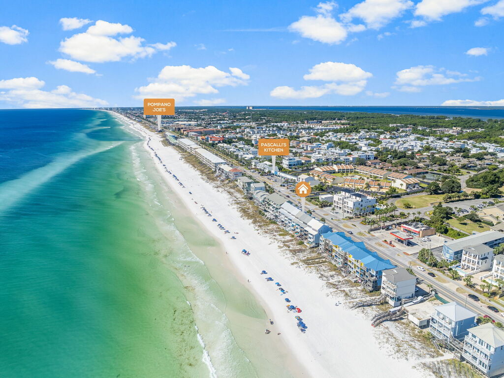 4 House vacation rental located in Destin 1