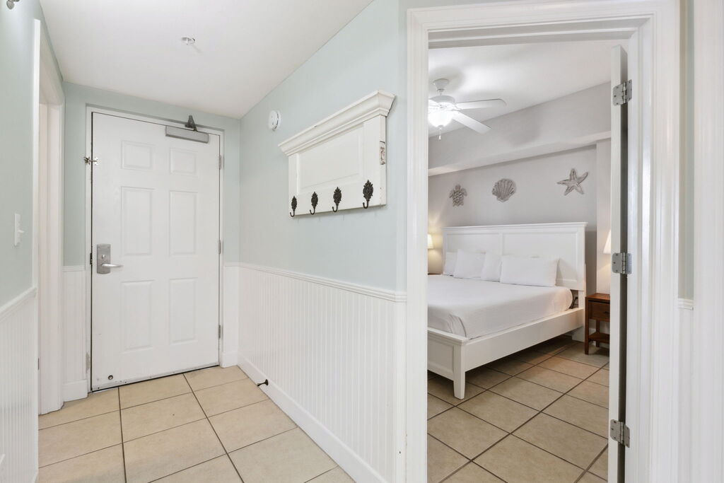 3 Condominium vacation rental located in Panama City Beach 1