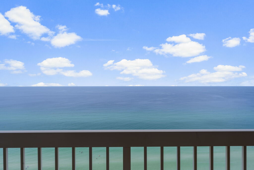 3 Condominium vacation rental located in Panama City Beach 1
