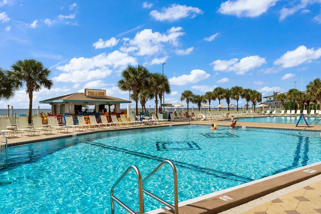 1 Condominium vacation rental located in Panama City Beach 1