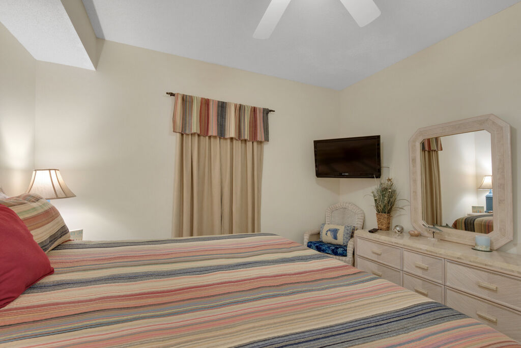 1 Condominium vacation rental located in Navarre 1