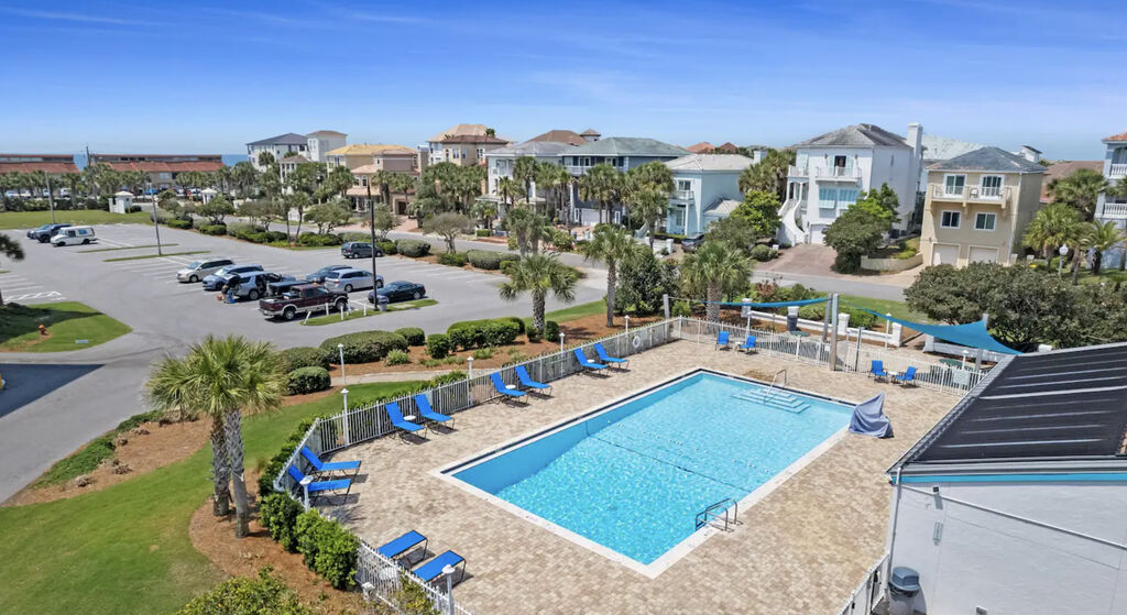 3 House vacation rental located in Destin 1