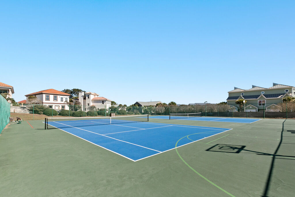 3 House vacation rental located in Destin 1