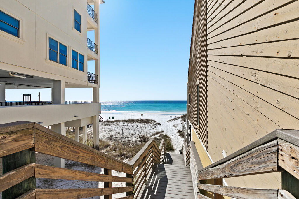 3 House vacation rental located in Destin 1