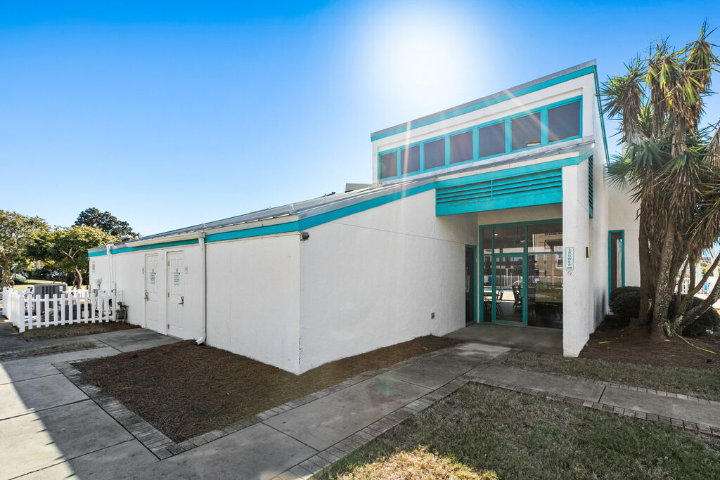 3 House vacation rental located in Destin 1
