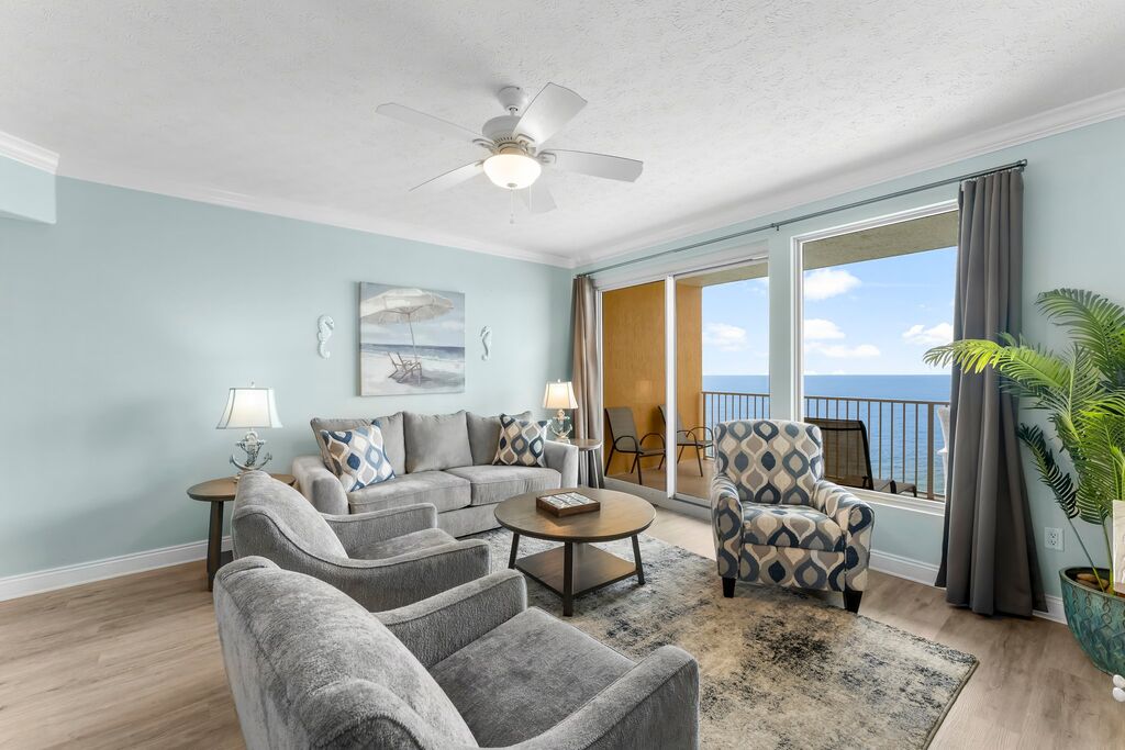 2 Condominium vacation rental located in Panama City Beach 1