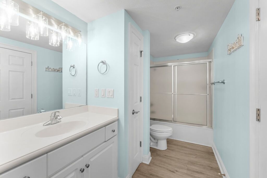 2 Condominium vacation rental located in Panama City Beach 1