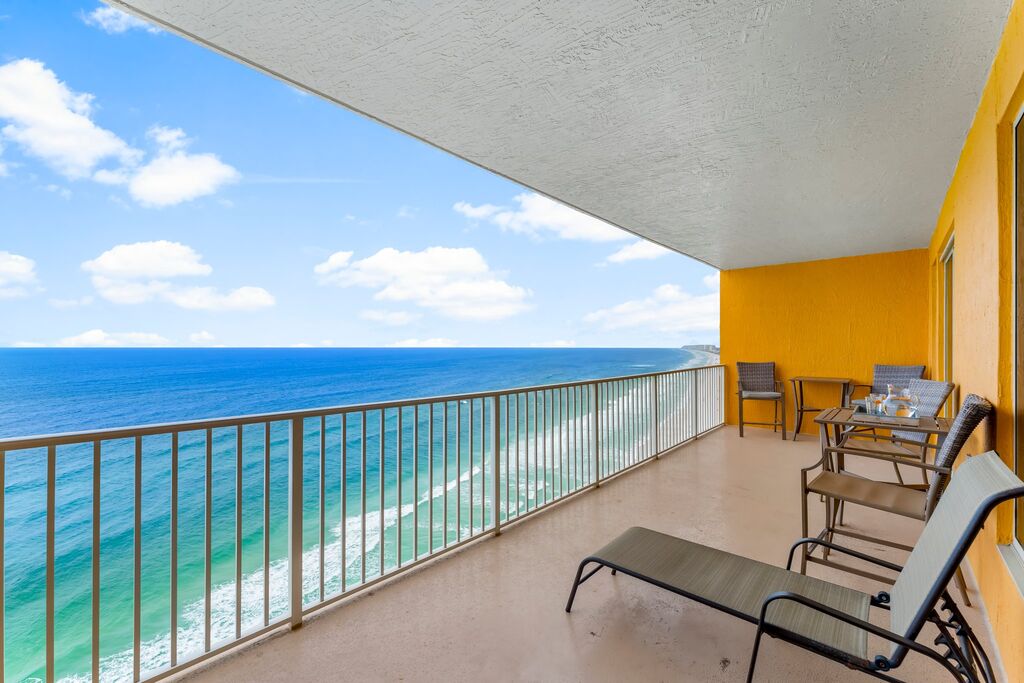 2 Condominium vacation rental located in Panama City Beach 1