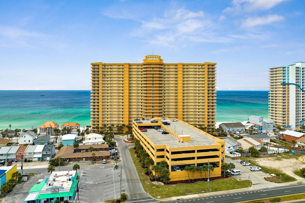 2 Condominium vacation rental located in Panama City Beach 1