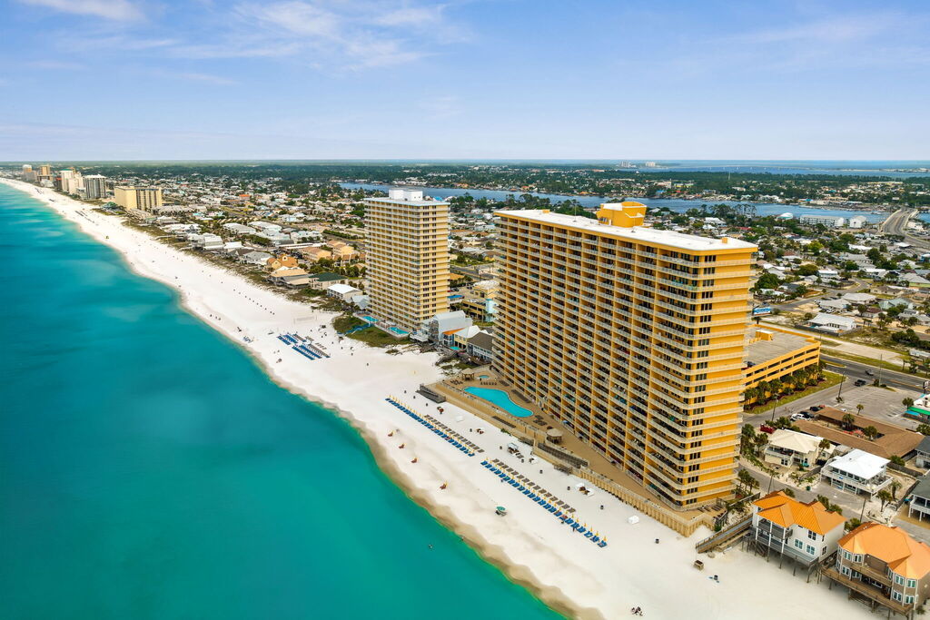 2 Condominium vacation rental located in Panama City Beach 1