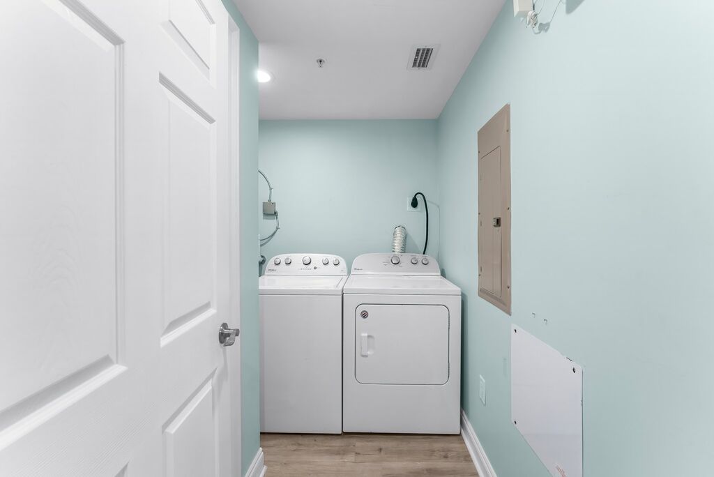 2 Condominium vacation rental located in Panama City Beach 1