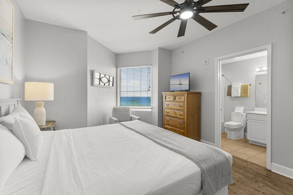 3 Condominium vacation rental located in Panama City Beach 1