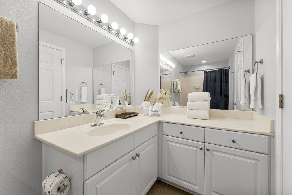 3 Condominium vacation rental located in Panama City Beach 1