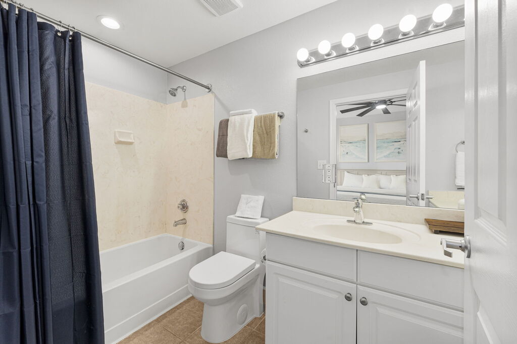 3 Condominium vacation rental located in Panama City Beach 1