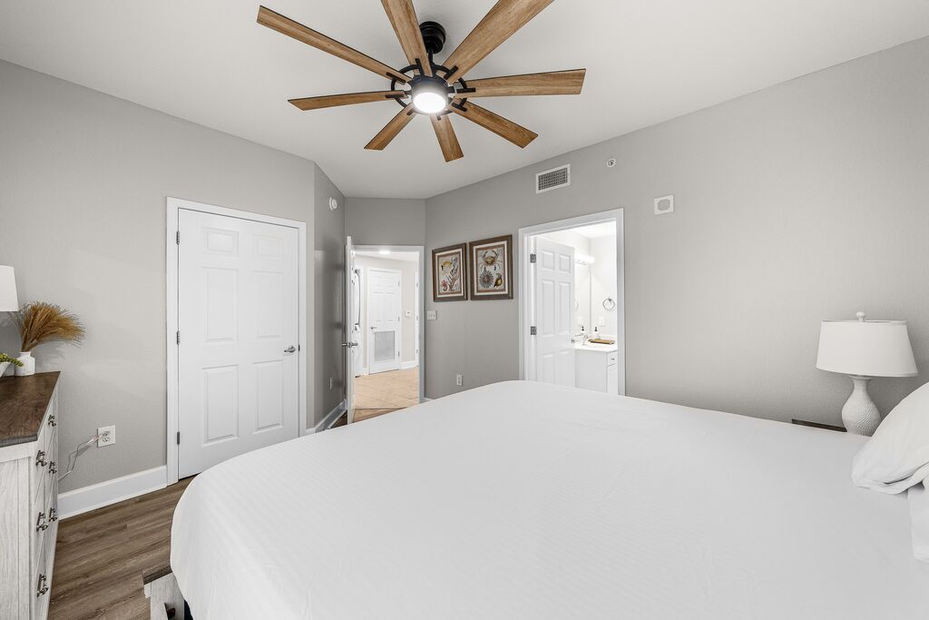 3 Condominium vacation rental located in Panama City Beach 1
