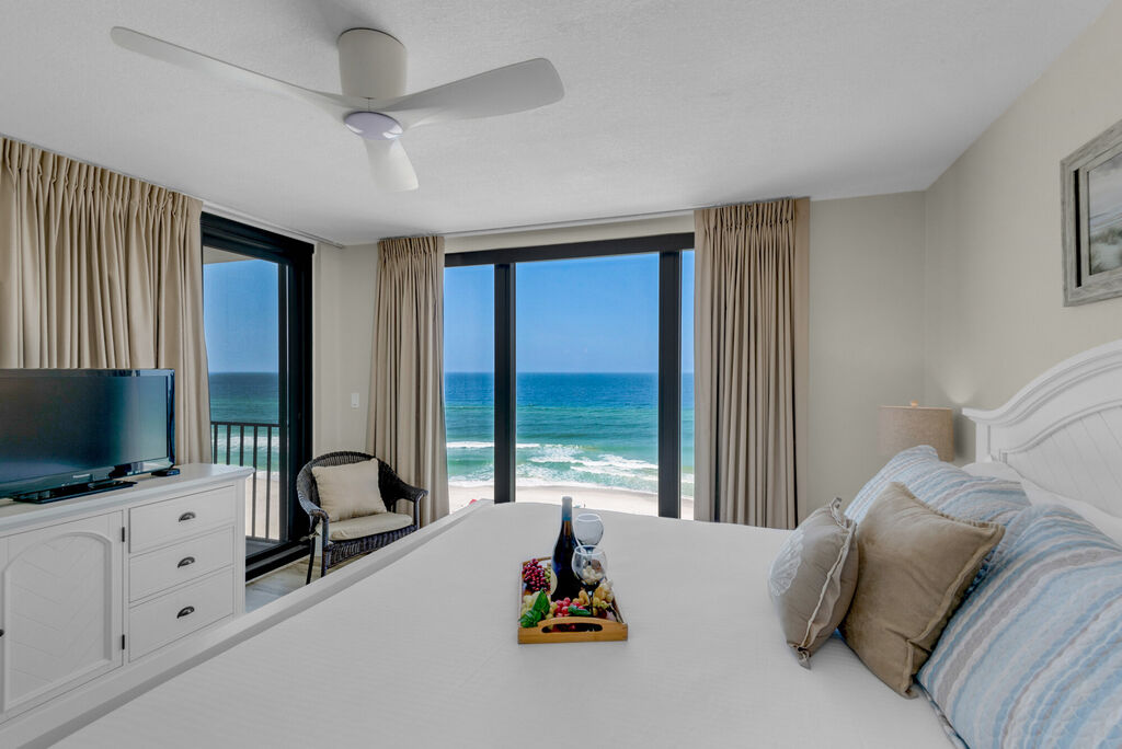 2 Condominium vacation rental located in Panama City Beach 1