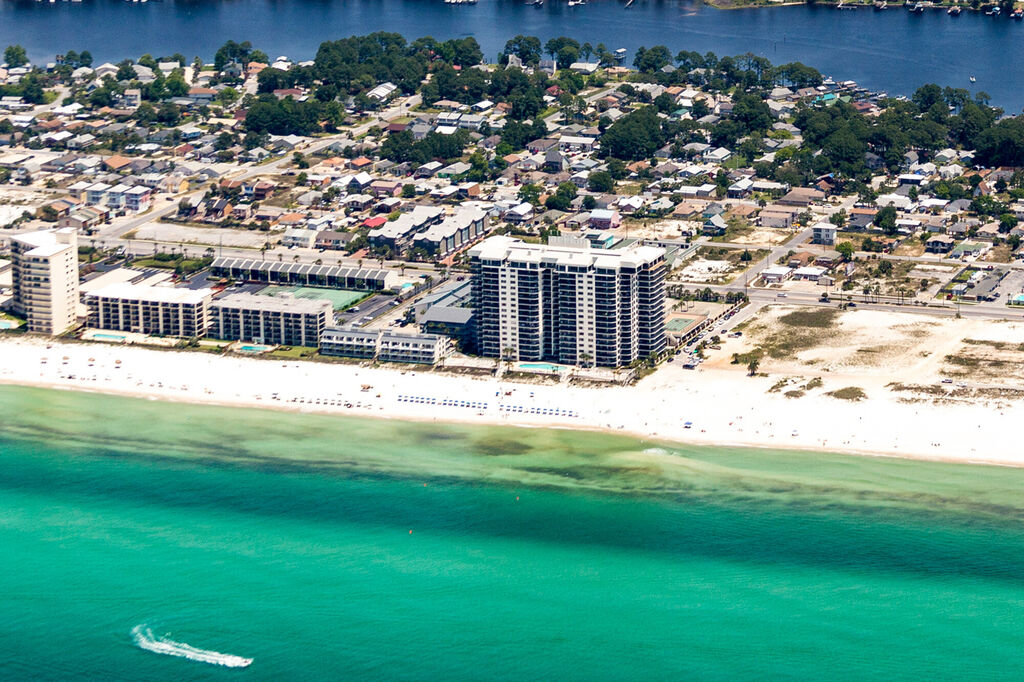 2 Condominium vacation rental located in Panama City Beach 1